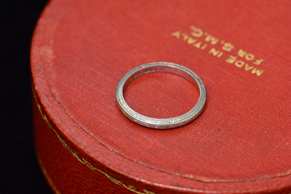 Platinum Engraved Band, 5.75