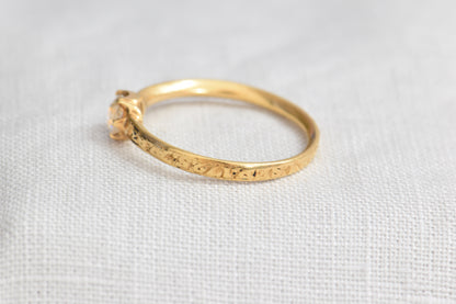 20ct Mourning Ring with Old Cut Diamond, 5.5