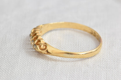 18k English Victorian Graduated Diamond Ring, 8.5