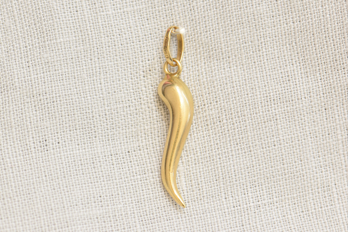 18k Cornicello ~ Italian Horn