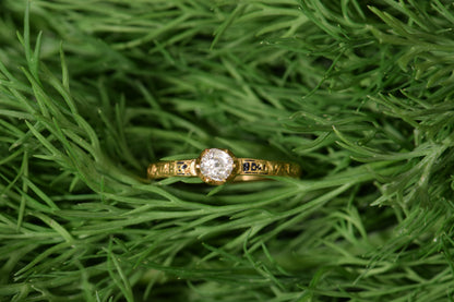 20ct Mourning Ring with Old Cut Diamond, 5.5