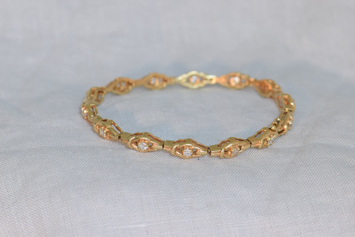 14k Link Bracelet with 1.5 CTTW Natural Diamonds, 7 inch Sizable